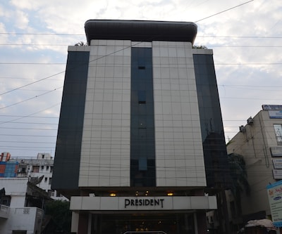 Hotel President